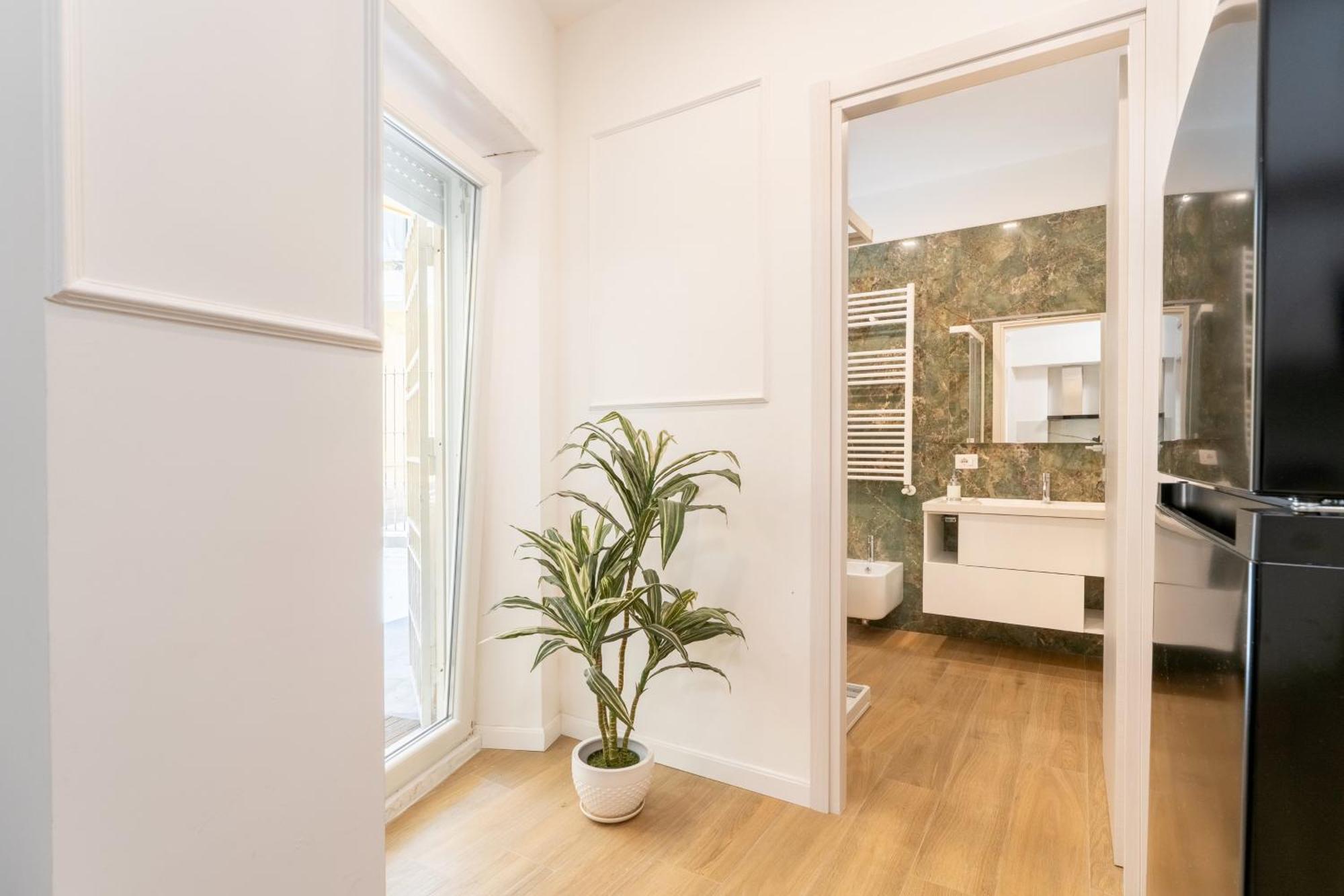 Emerald Suite, Elegant Flat In San Giovanni Area * Roma